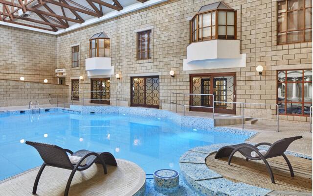 Delta Hotels by Marriott Tudor Park Country Club