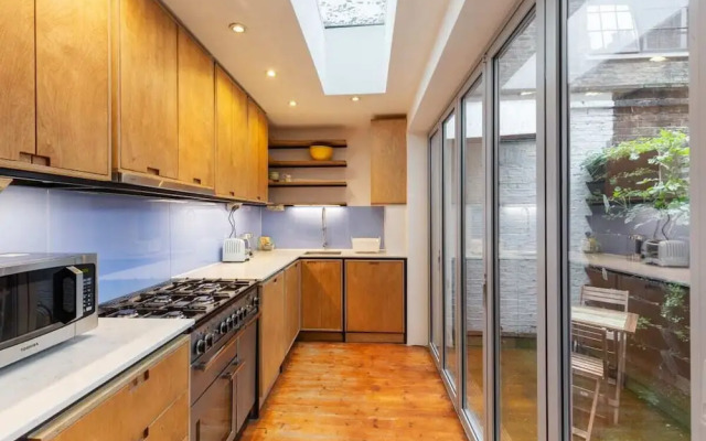 Amazing 3bdr W/garden Victorian Hse nr Shoreditch