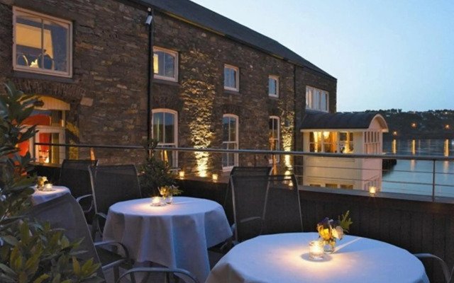 Trident Hotel