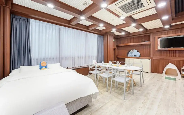Pocheon Luxjay pet Pension