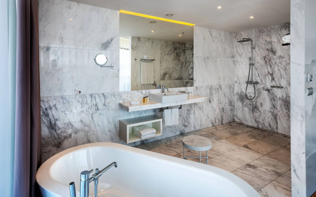 Courtyard by Marriott Brno