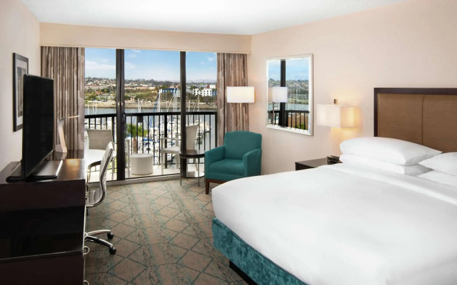Hilton San Diego Airport/Harbor Island