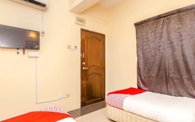 OYO 89703 B Link Hotel