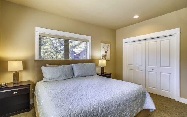 Big Canyon Home with Pool, Hot Tub, and Deschutes River Trail Access by RedAwning