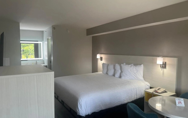 Days Inn by Wyndham Baltimore Northwest