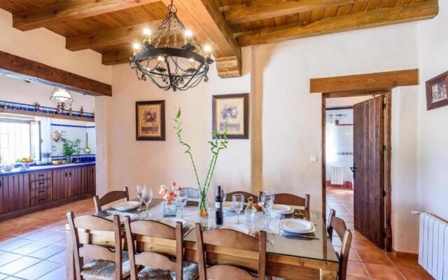Los Huertos Antequera - La Higuera by Ruralidays