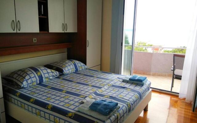 Apartment Mativa