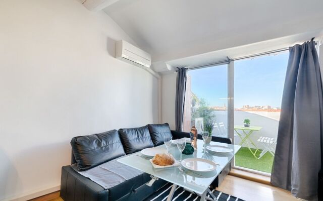Rare - Nice Loft on the Rooftops of Marseille!