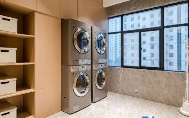 Starway Hotel (Xinxiang Xinfei Avenue Pangdonglai Sanpang)