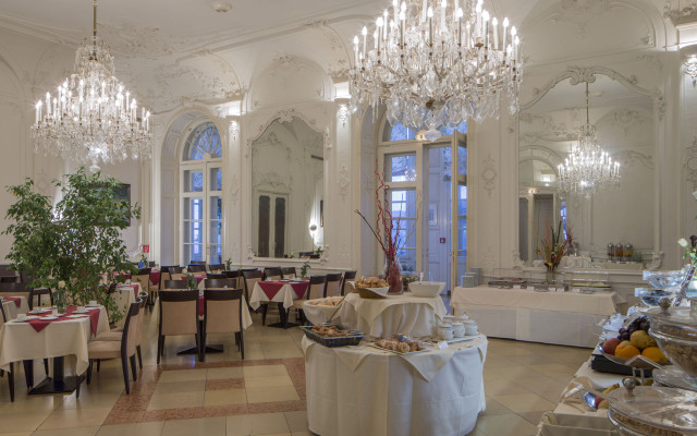 Austria Trend Hotel Schloss Wilhelminenberg