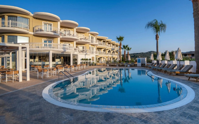 Arkadia Luxury Hotel Apartments