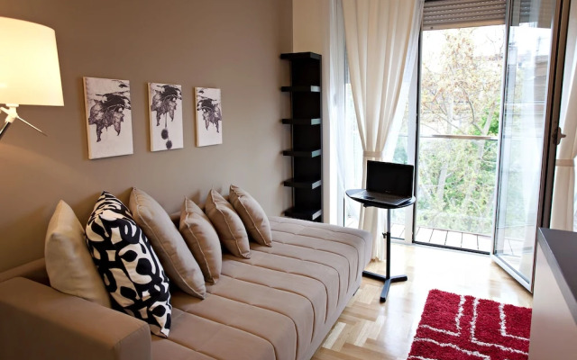 Boutique Apartments 360
