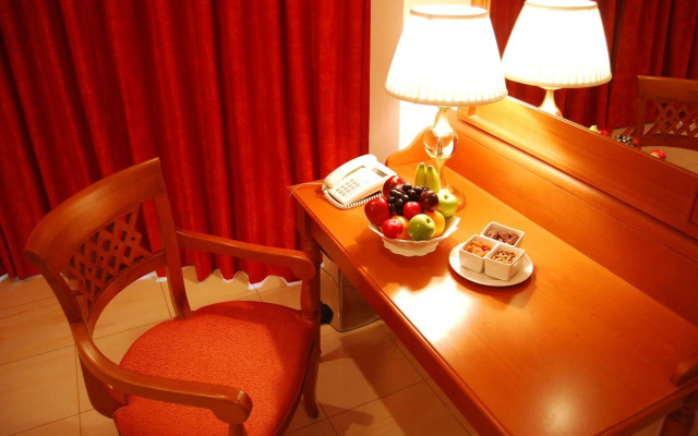Al Madina Suites Doha