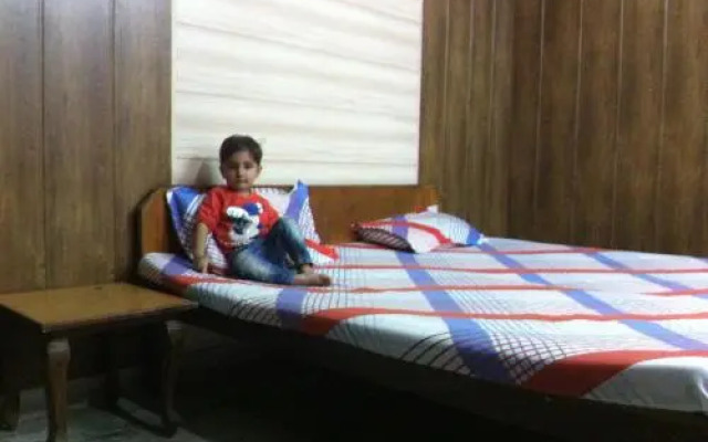 Gokul guest house