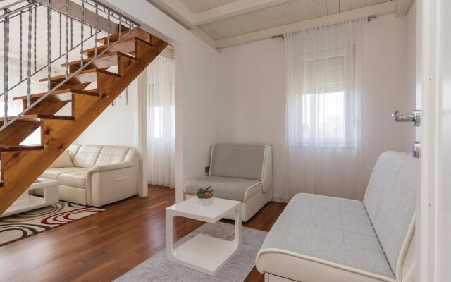 Stunning Apartment in Vir With 2 Bedrooms and Wifi