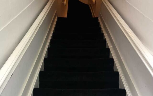 Boutique Canal House Suites