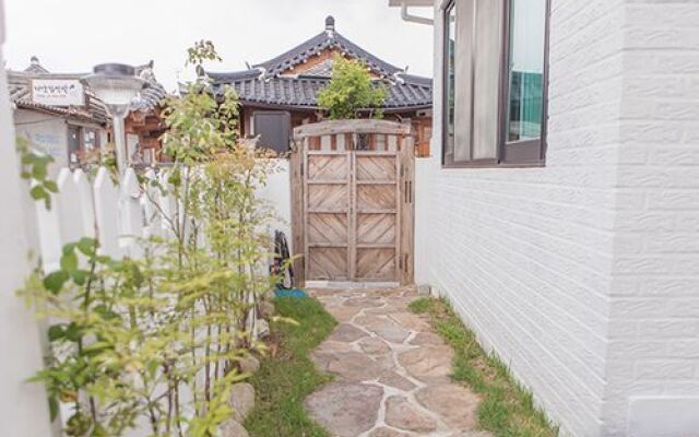 Jeonju Byeolha Guesthouse