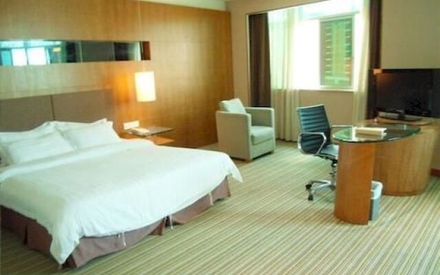 御峰酒店(广州花都大润发店)