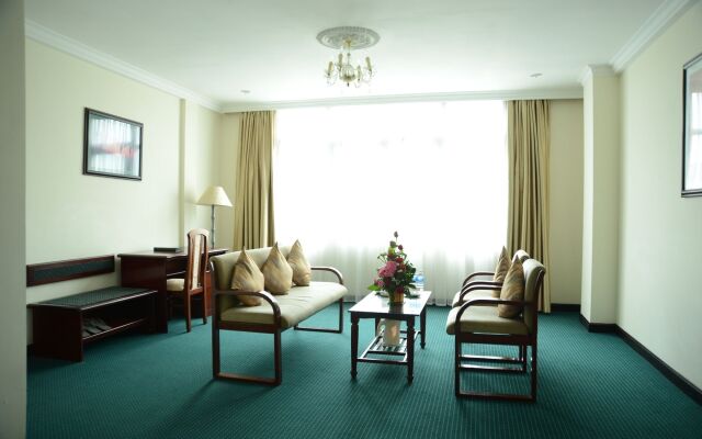 Saigontourane Hotel