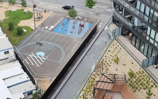 Wyndel Apartments Riverside on Collins