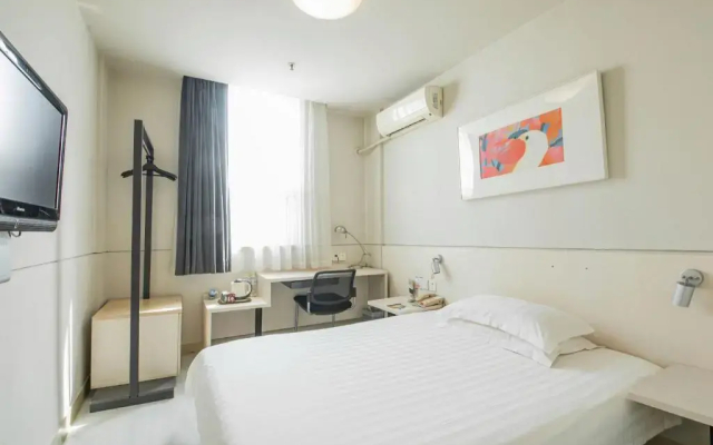 Jinjiang Inn Linyi Train Station Branch