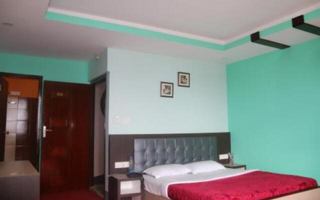 Hotel Flavours Inn