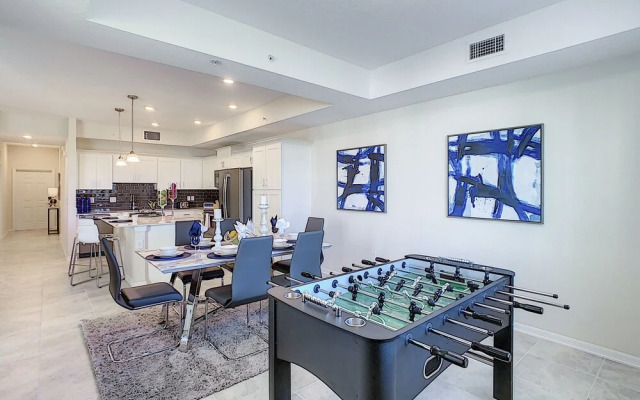 Updated Condo, 5 mi to Disney, On-site Water Park!