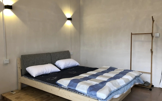 Changsha On the Road Youth Hostel