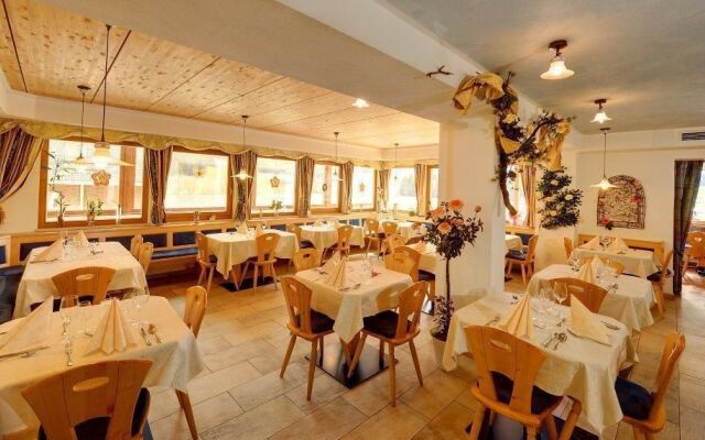 Hotel Tyrol