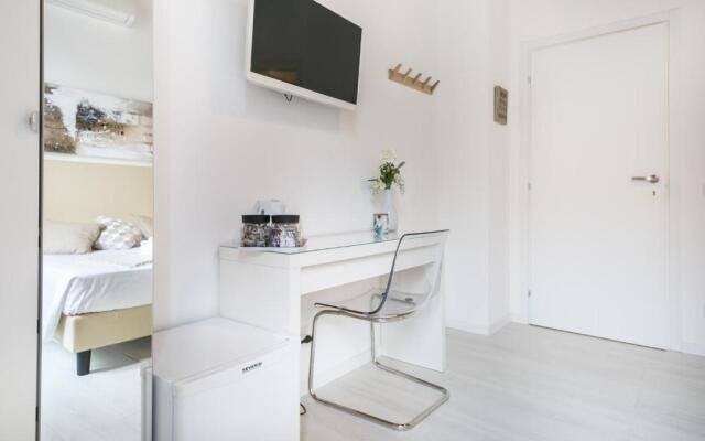 White Ostilia BB
