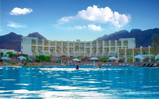 Dessole Holiday Taba Resort 4*