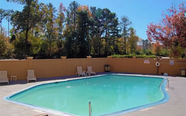 Knights Inn Atlanta Near Six Flags