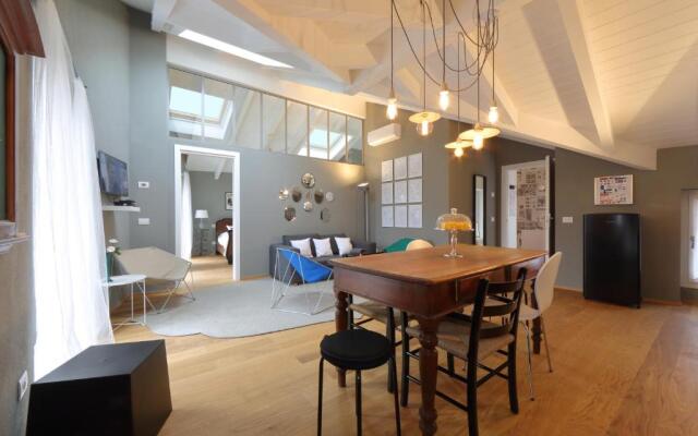 Casa Bellagio, Residence / Apartments