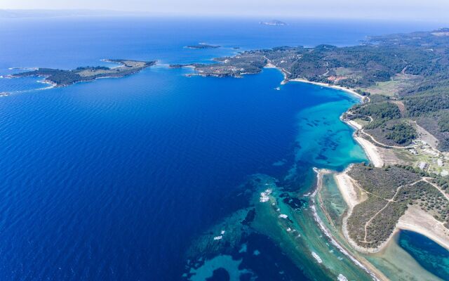 Azapiko Blue Sea Hotel