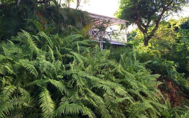 Charming 2-Bed Cottage By Beach by BSL Rentals