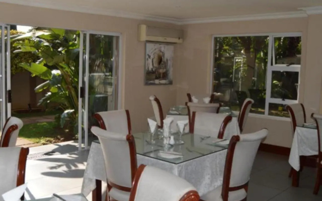 Airport Garden Boutique Hotel