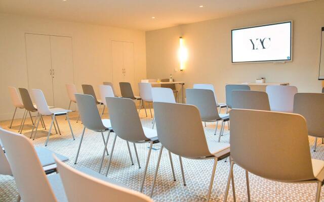 Hotel Yac Paris Clichy, A Member Of Radisson Individuals