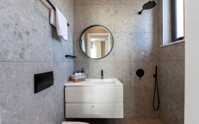 Louis Chris Le Mare Gold Luxury Villa