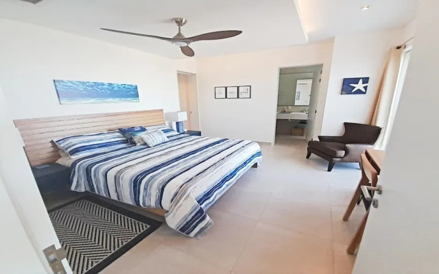 Blue House LV 2-4 Costa Divina by Kivoya