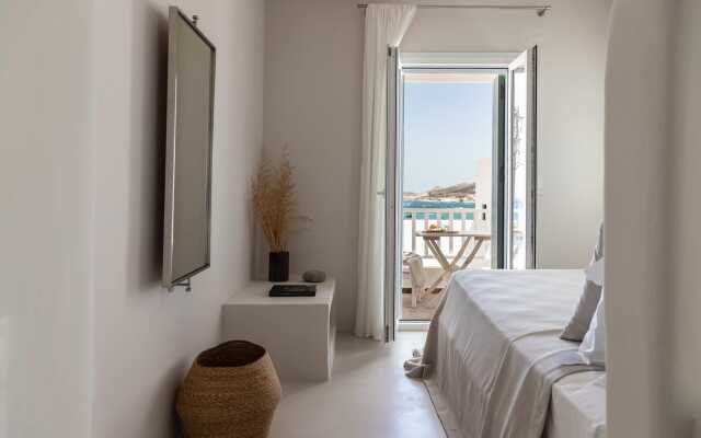 Om Living Milos