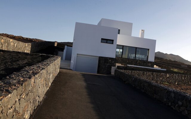 Luxury Villa Private Pool FV12