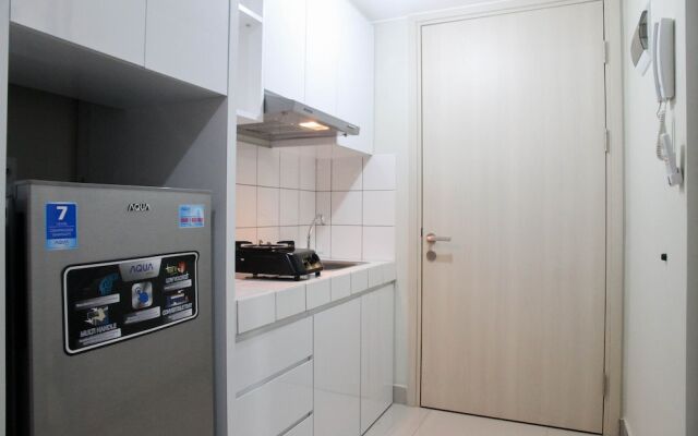 Homey Studio at Springlake Summarecon Bekasi Apartment