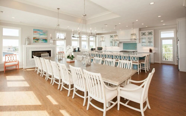 Blue Horizon - 10 Br Home