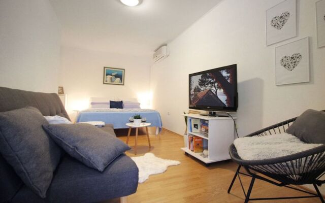 Apartmani Leo Marin