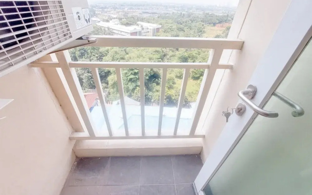 Good Place And Relaxing Studio Apartment At B Residence