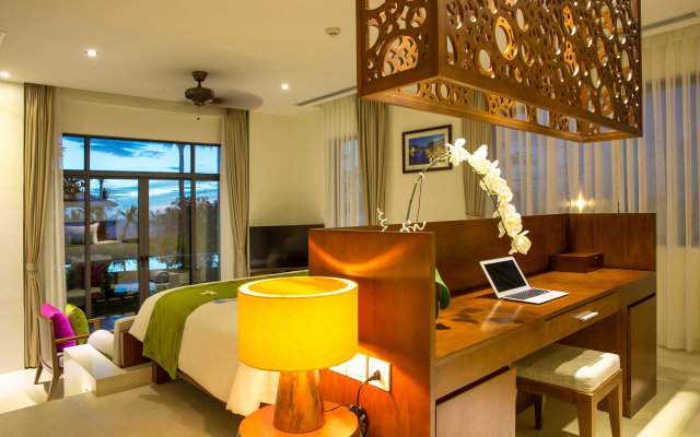 Cam Ranh Riviera Beach Resort & Spa