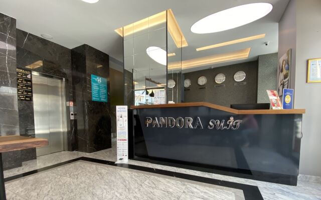 Pandora Suit Otel