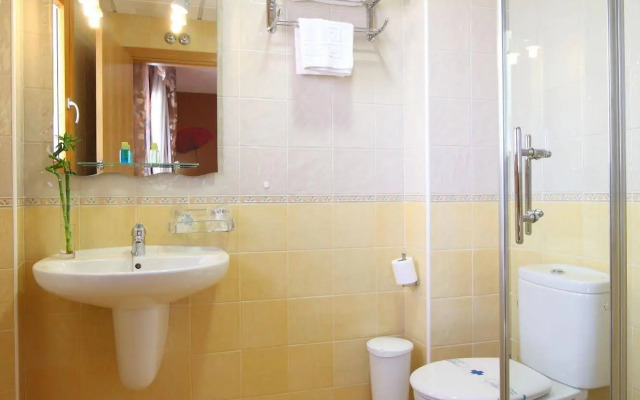 Hostal Campo Real Bed & Breakfast