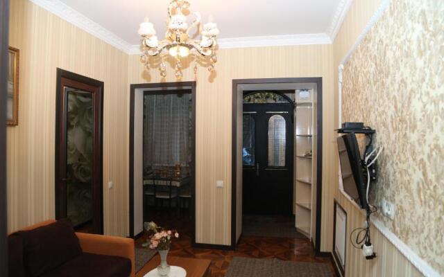 Apartament In Isani