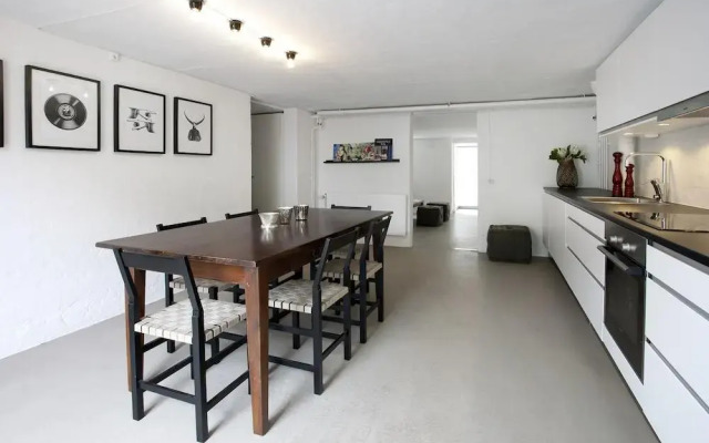 Wow Apartments